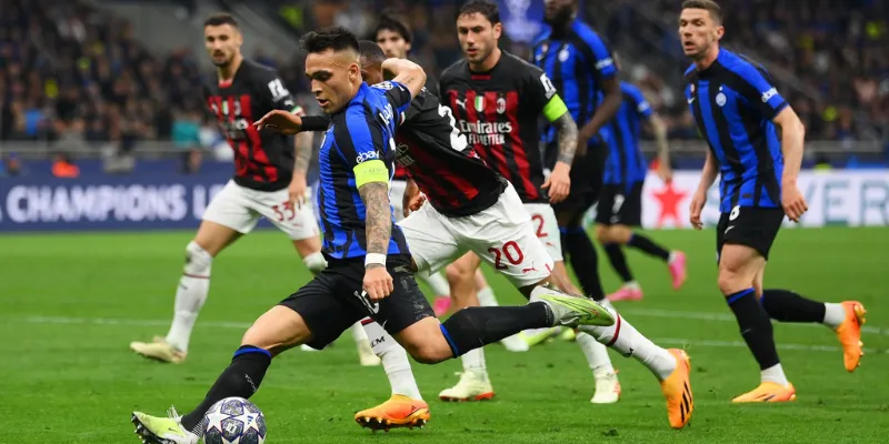 Những cuộc đối đầu trước đây giữa Milan và Inter Milan vào ngày 3/2